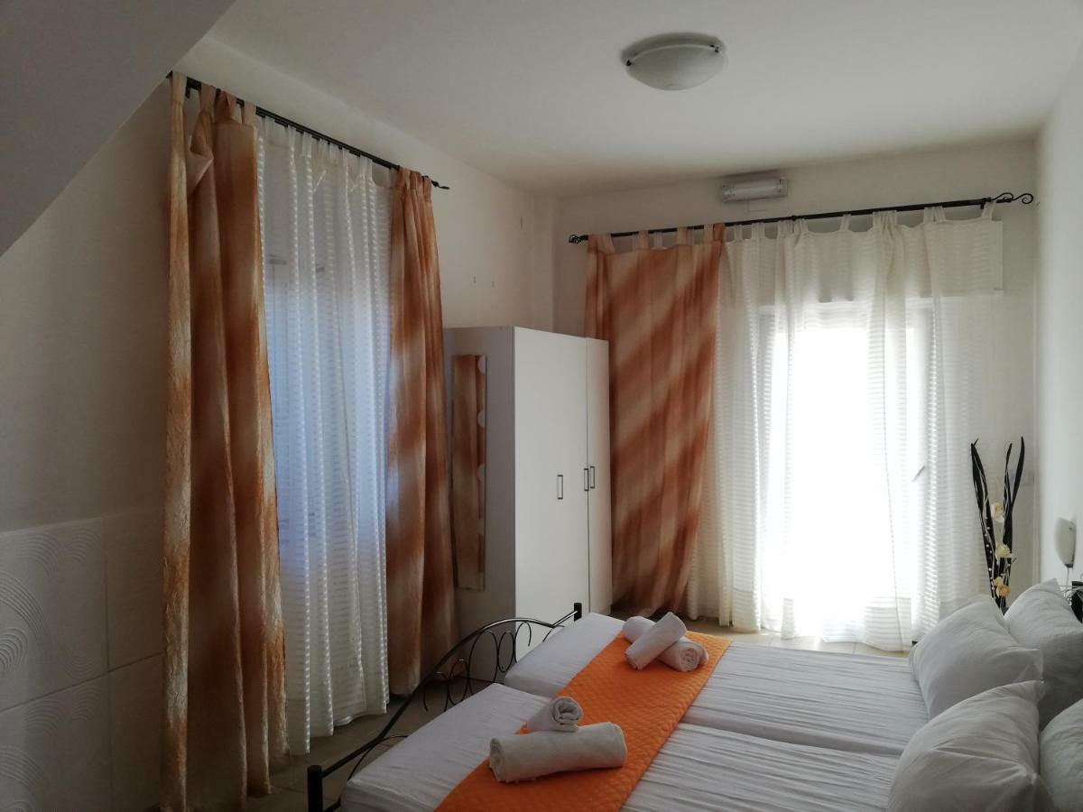 Casa Vacanze Valente Santa Maria Del Cedro Esterno foto